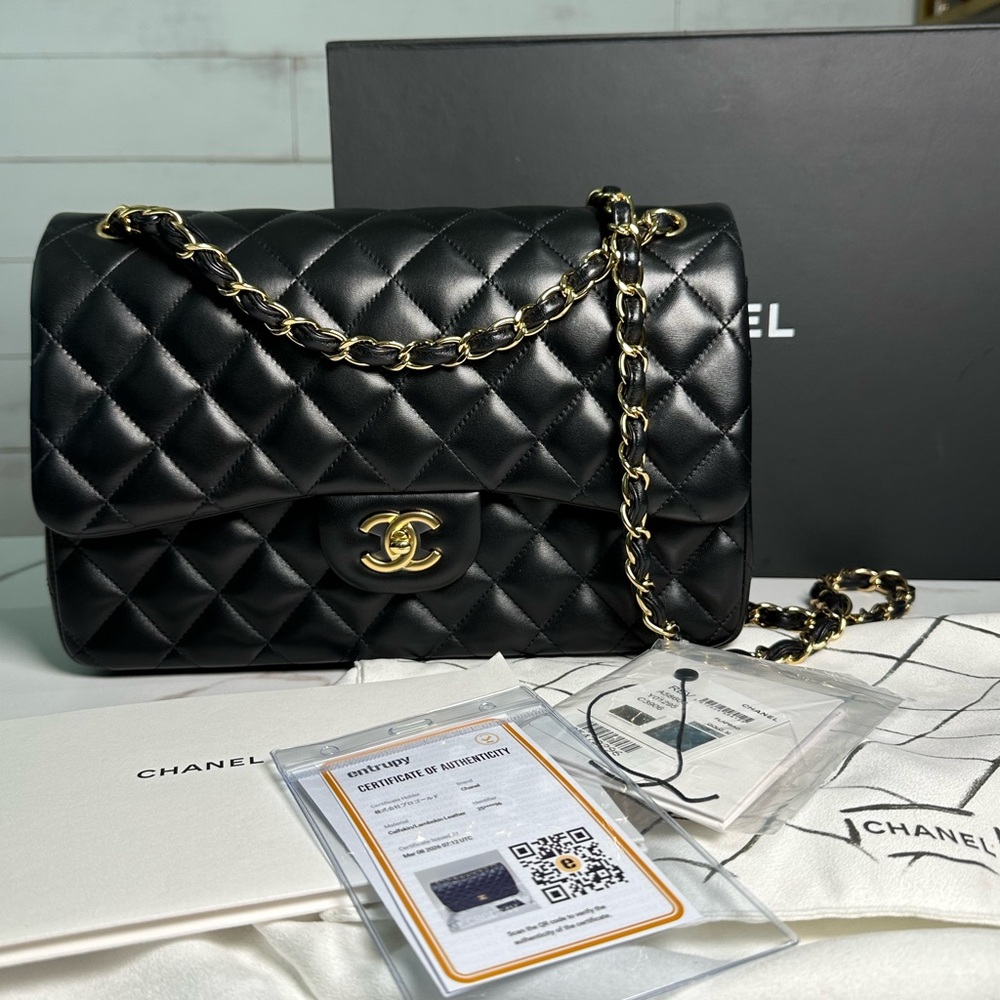 SOLD ❌❌❌Chanel Large Classic Double Flap Lambskin